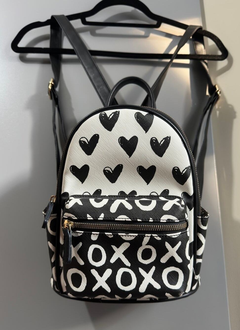 Mini Backpack Black White Heart XOXO Valentine Fashion Bookbag Daypack - Picture 1 of 4